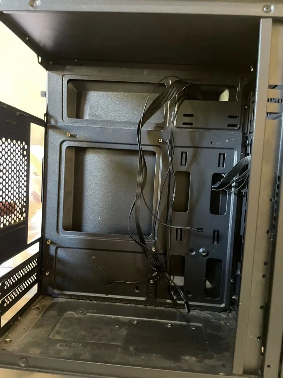 Vendo gabinete micro-atx  - Foto 4