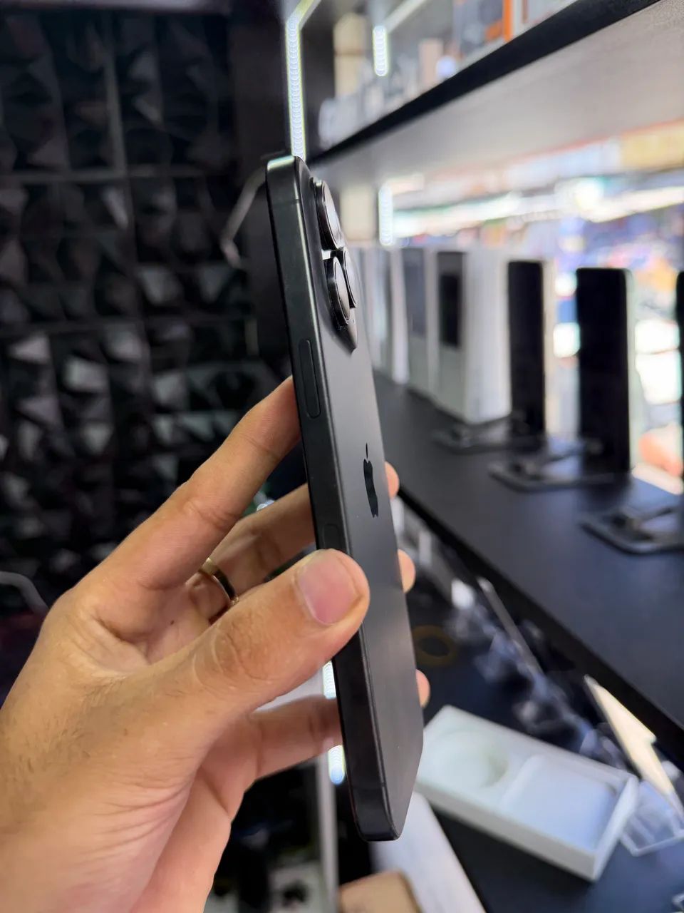 IPHONE 15 PRO MAX 256GB PROMOÇÃO  - Foto 2