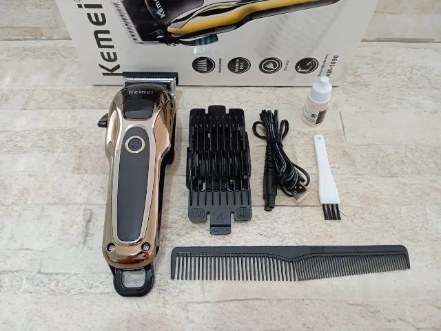 Maquina Profissional Cabelo e Barba Kemei KM-1990 sem Fio - Foto 4