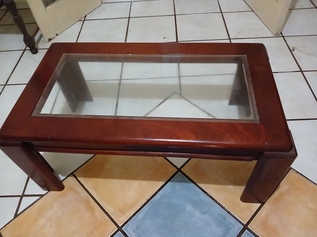 Vendo mesa de mogno e vidro  - Foto 4