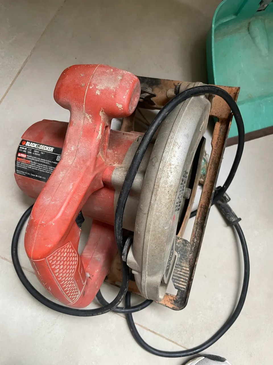 Vendo Serra circular black Decker  - Foto 4