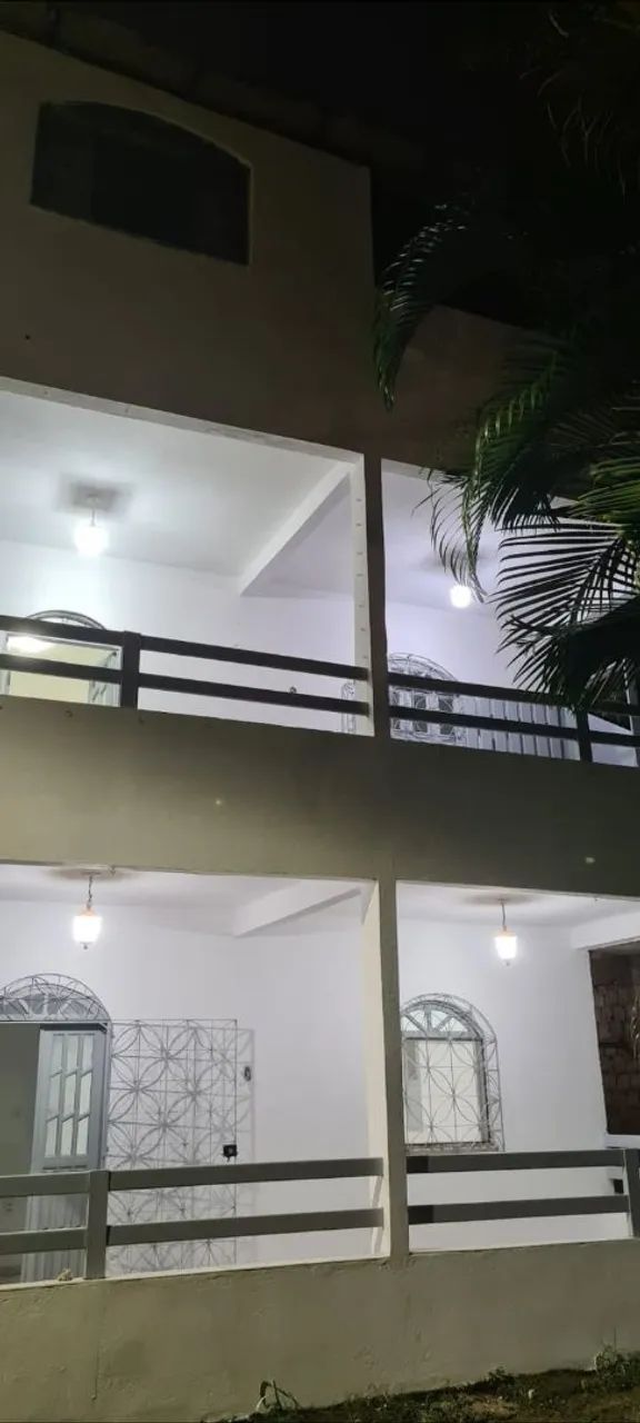 Prédio com 3 casas boca do rio - OPORTUNIDADE 