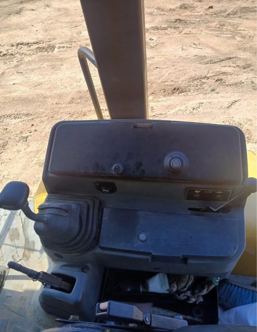 Retroescavadeira Caterpillar 416C 2010 - Foto 6