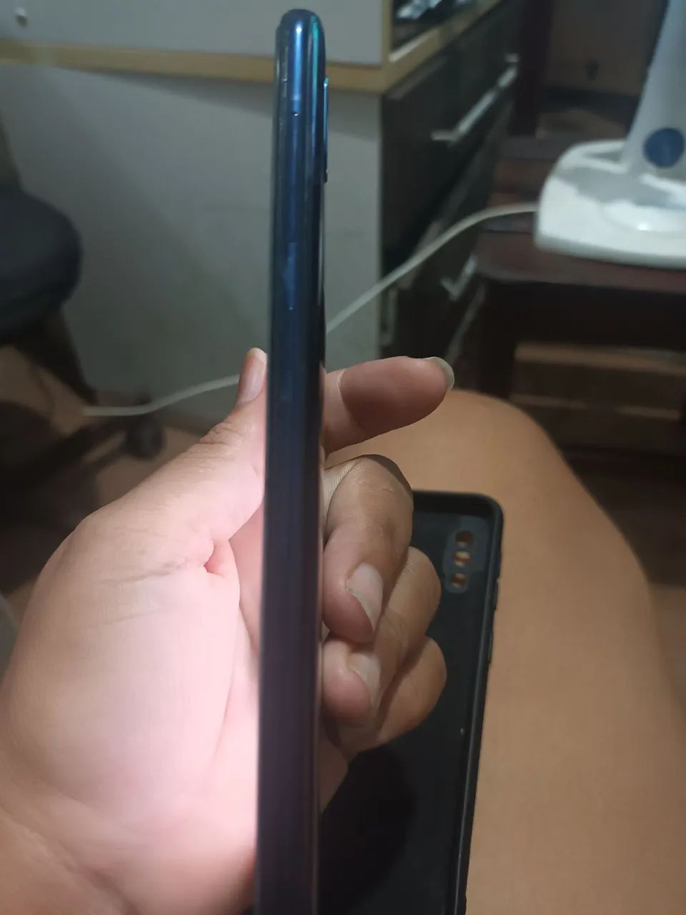 Vendo no precinho galaxy A20 azul  - Foto 3