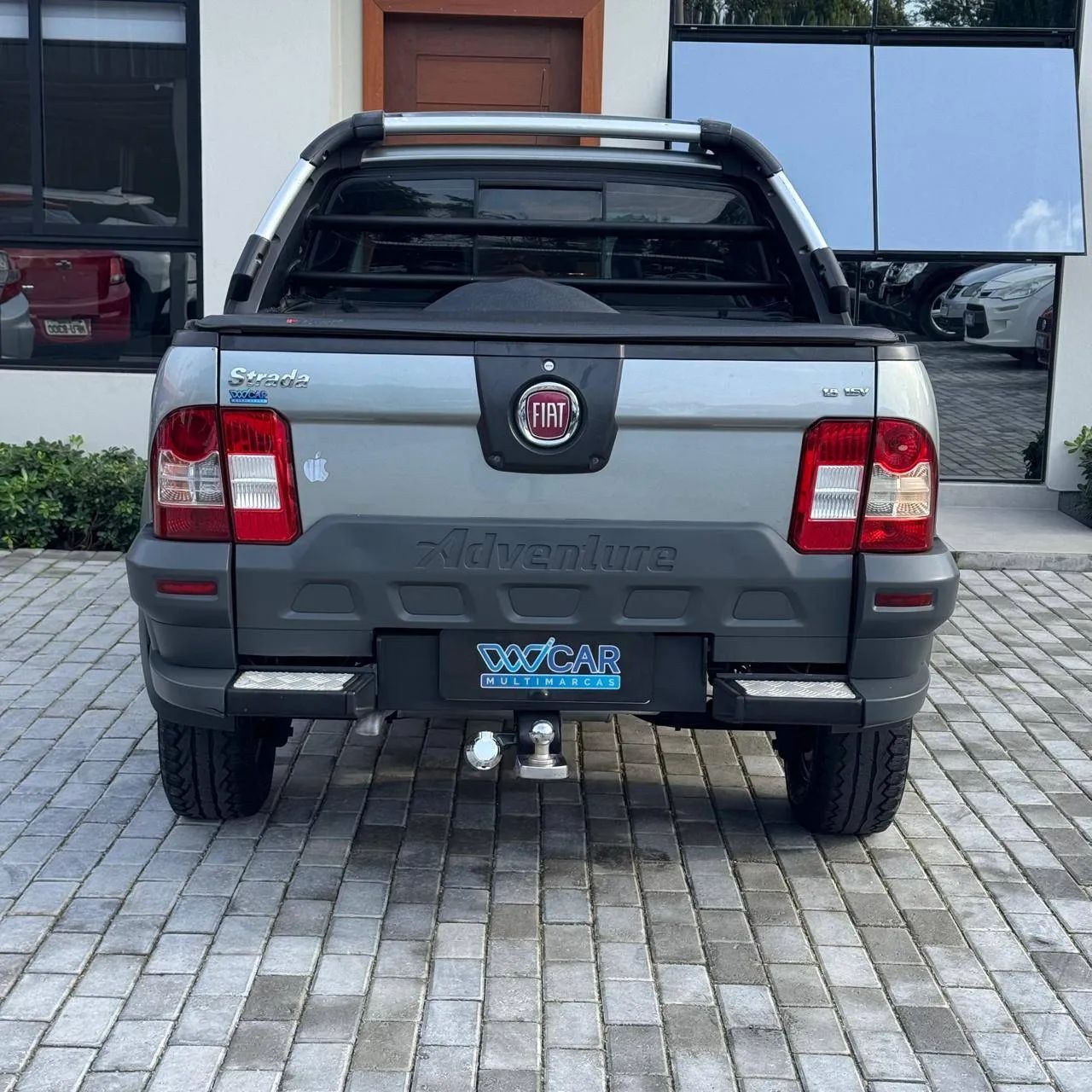 Fiat Strada Adventure1.8/ 1.8 Locker Flex CD 2013 - Foto 5