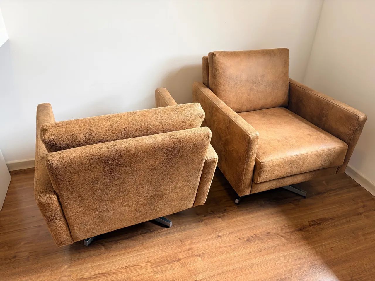 Vendo Duas Poltronas para Sala