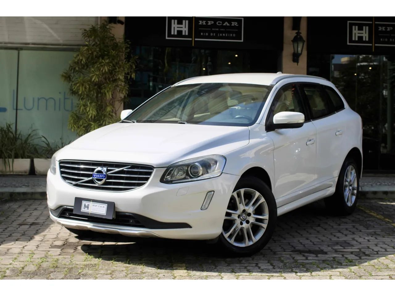 Volvo Xc60 2.0 T5 DYNAMIC FWD TURBO GASOLINA 4P AUTOMÁTICO 2015