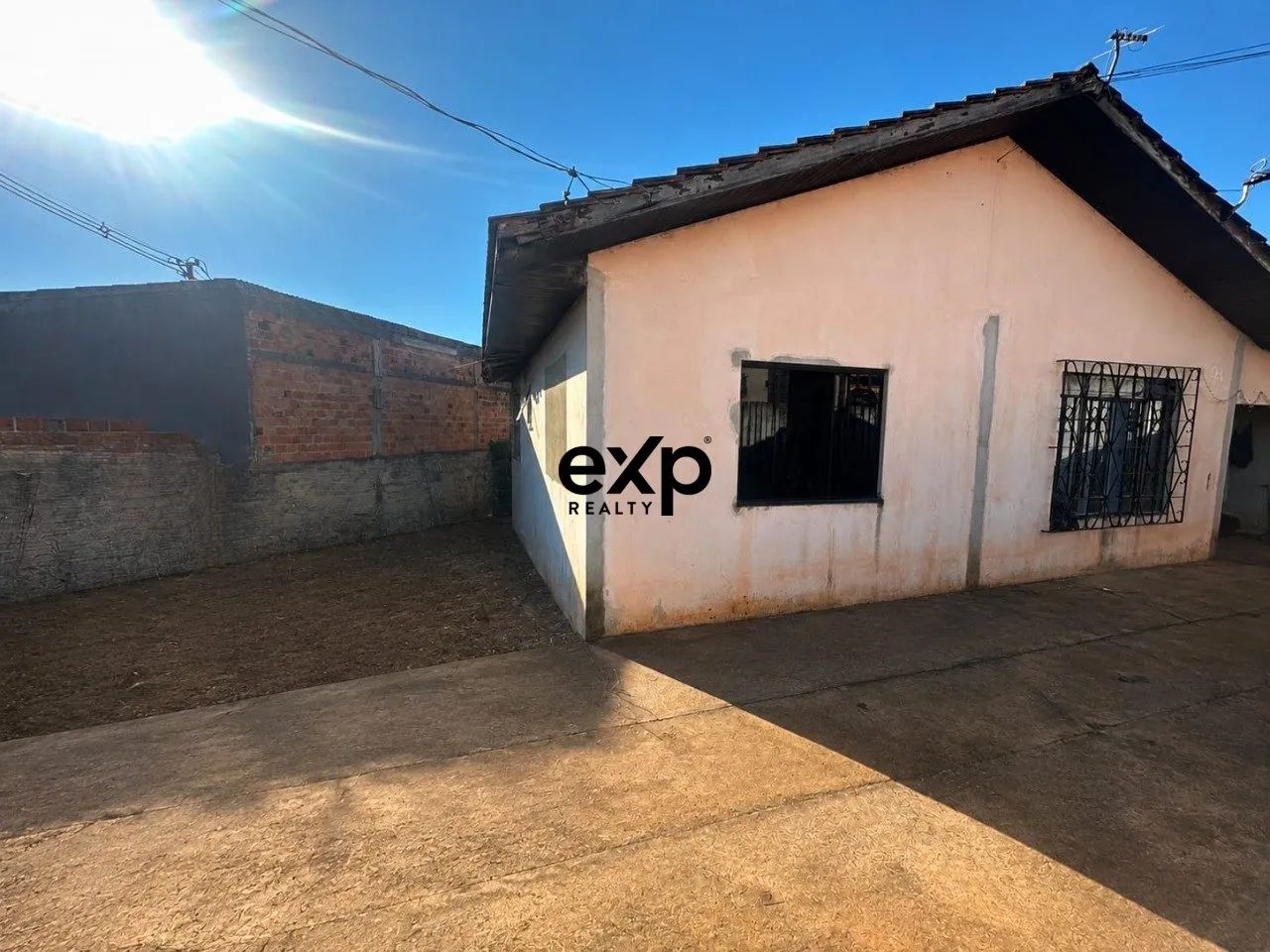 CASA EM TERRENO DE ESQUINA - Foto 4