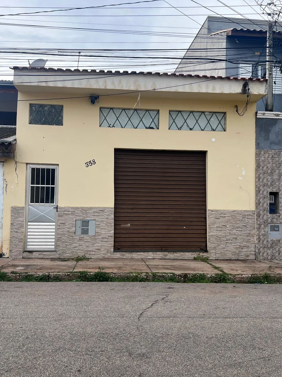 VENDO OU ALUGO 