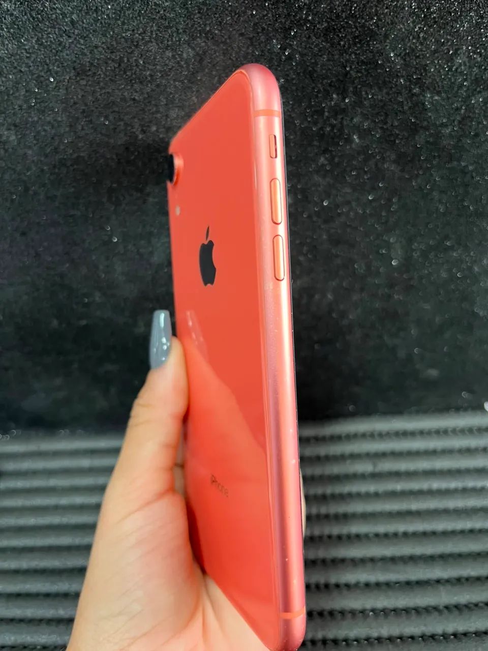 IPHONE XR 128GB* LARANJA BATERIA 100% 699,00 - Celulares e