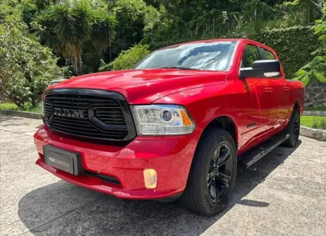 Ram Classic Laramie 5.7 V8 16V Gasolina 4X4 Aut. 2023