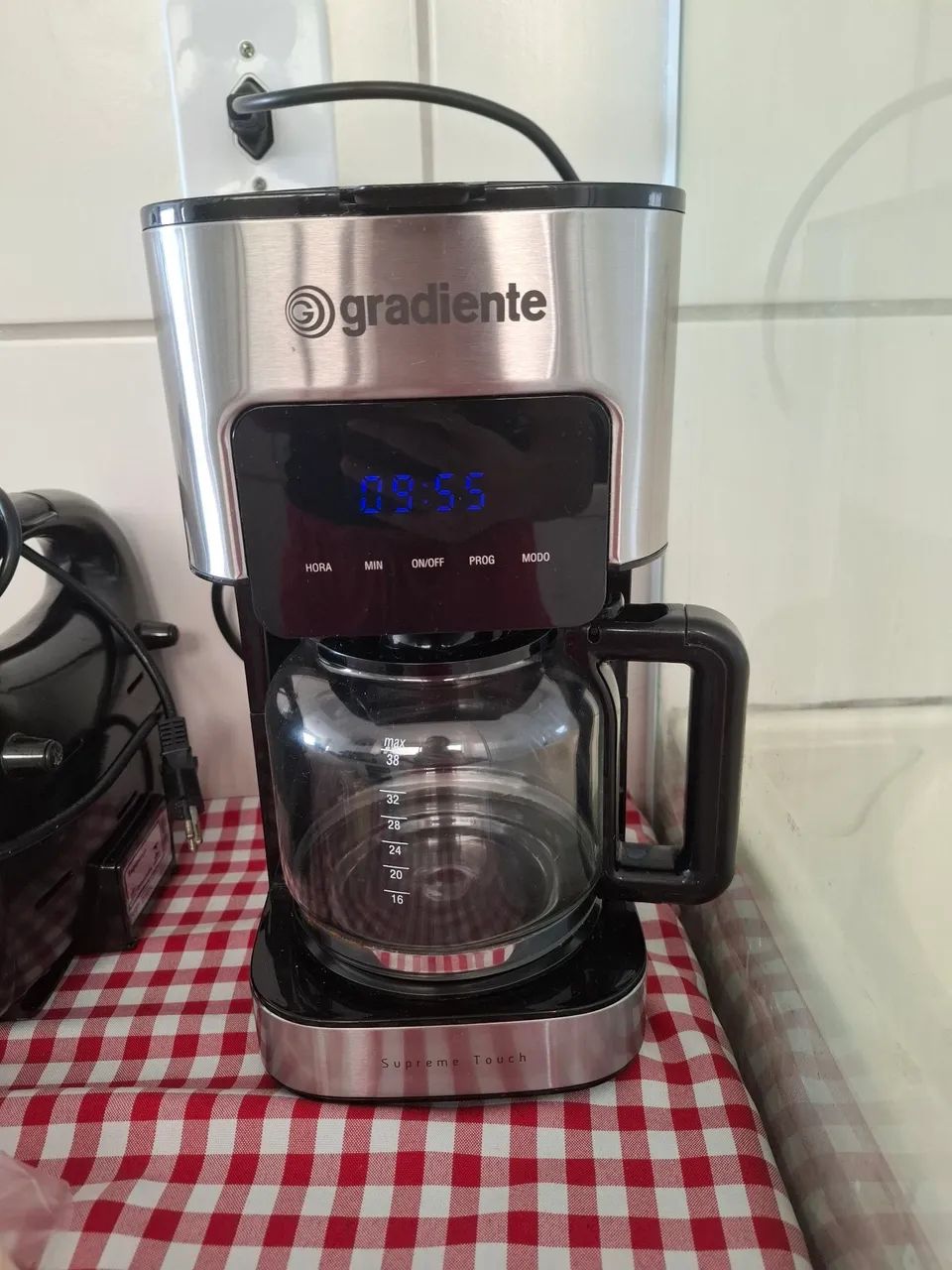 Cafeteira digital programável 