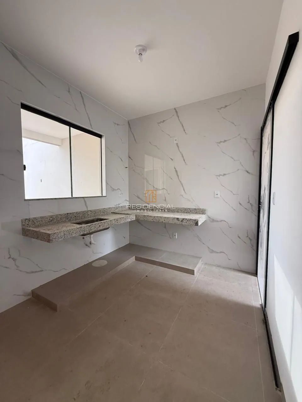CASA MODERNA NO PADRE EUSTAQUIO 03 QUARTOS E 2 VAGAS - Foto 4