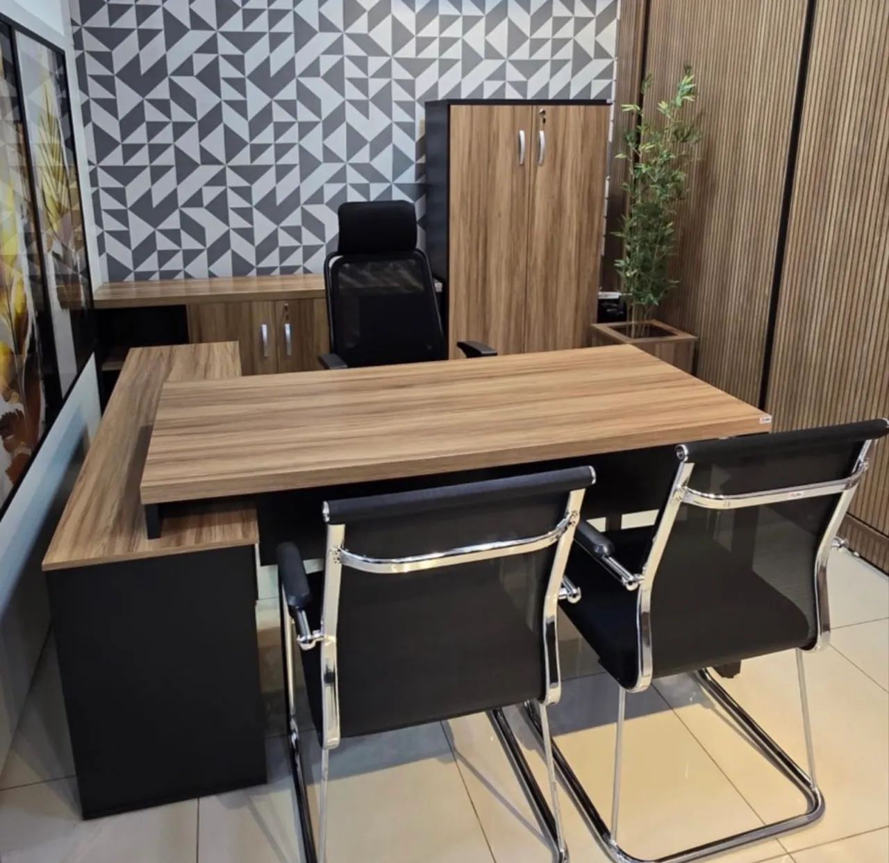 MESA E ARMARIOS PARA ESCRITORIO LOJA IKONOFFICE  - Foto 3