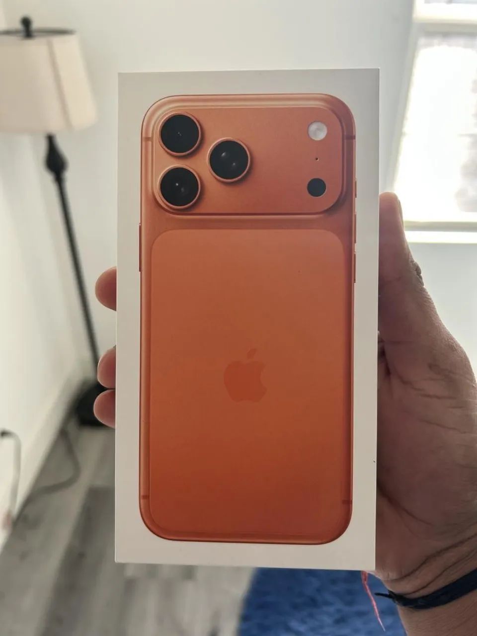 iPhone 17 PRO MAX laranja americano 