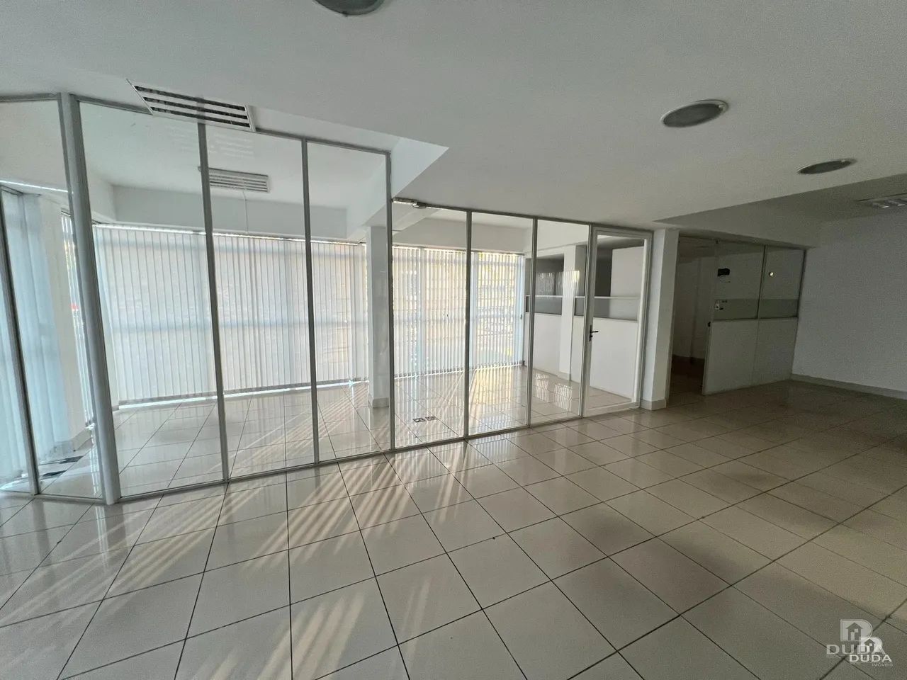 SALA AÉREA NA AVENIDA PARA LOCAÇÃO - Foto 4