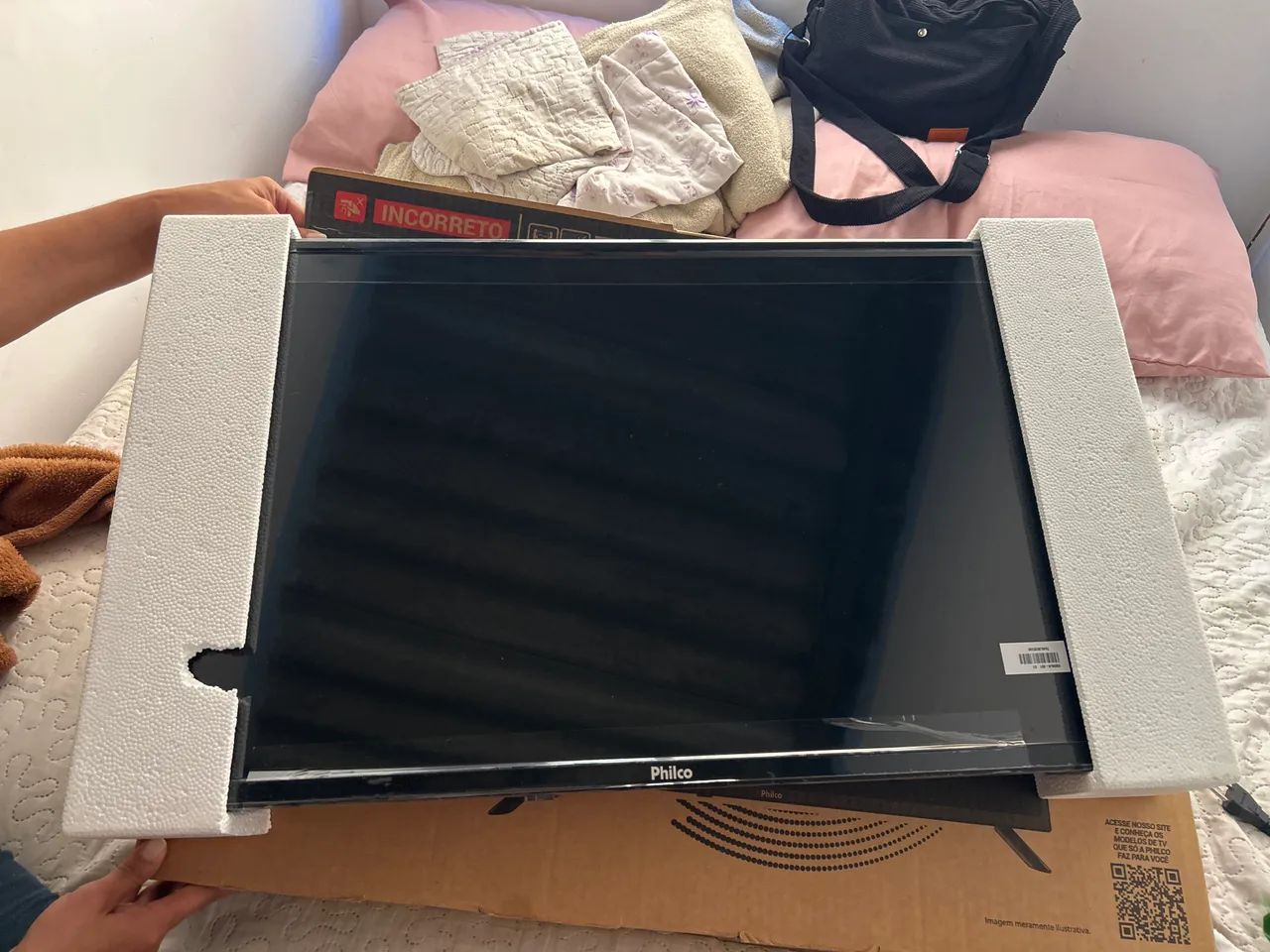 TV Philco 32" LED HD (Modelo P32EDA) - Nova na Caixa! - Foto 2