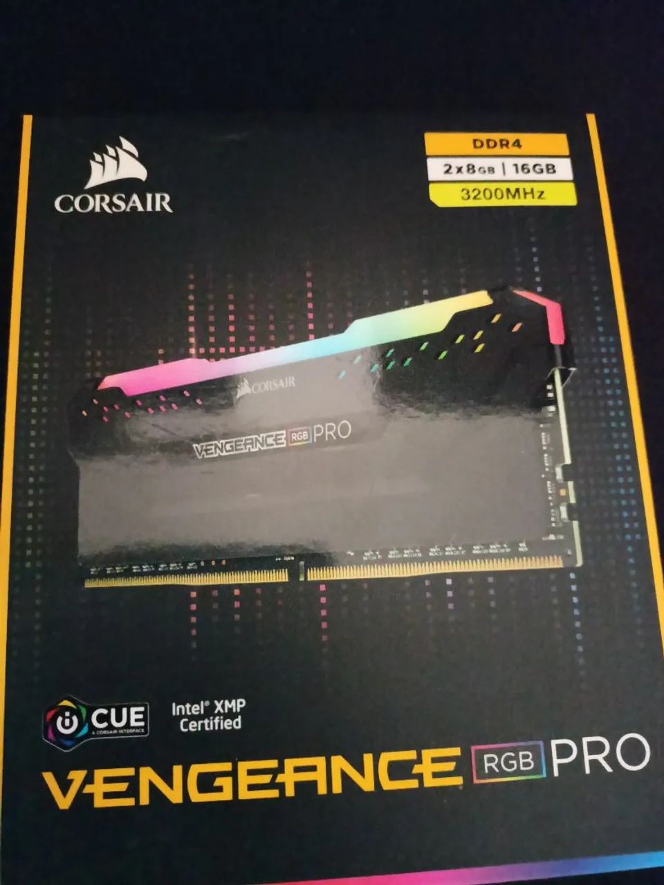 Memória DDR4 Corsair ARGB 2x8gb