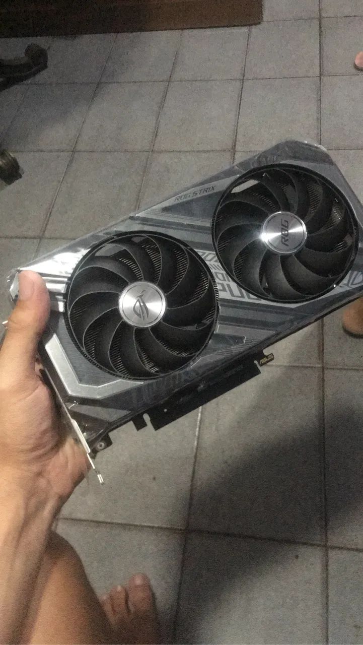 Placa de vídeo RX 6600 XT Rog Strix