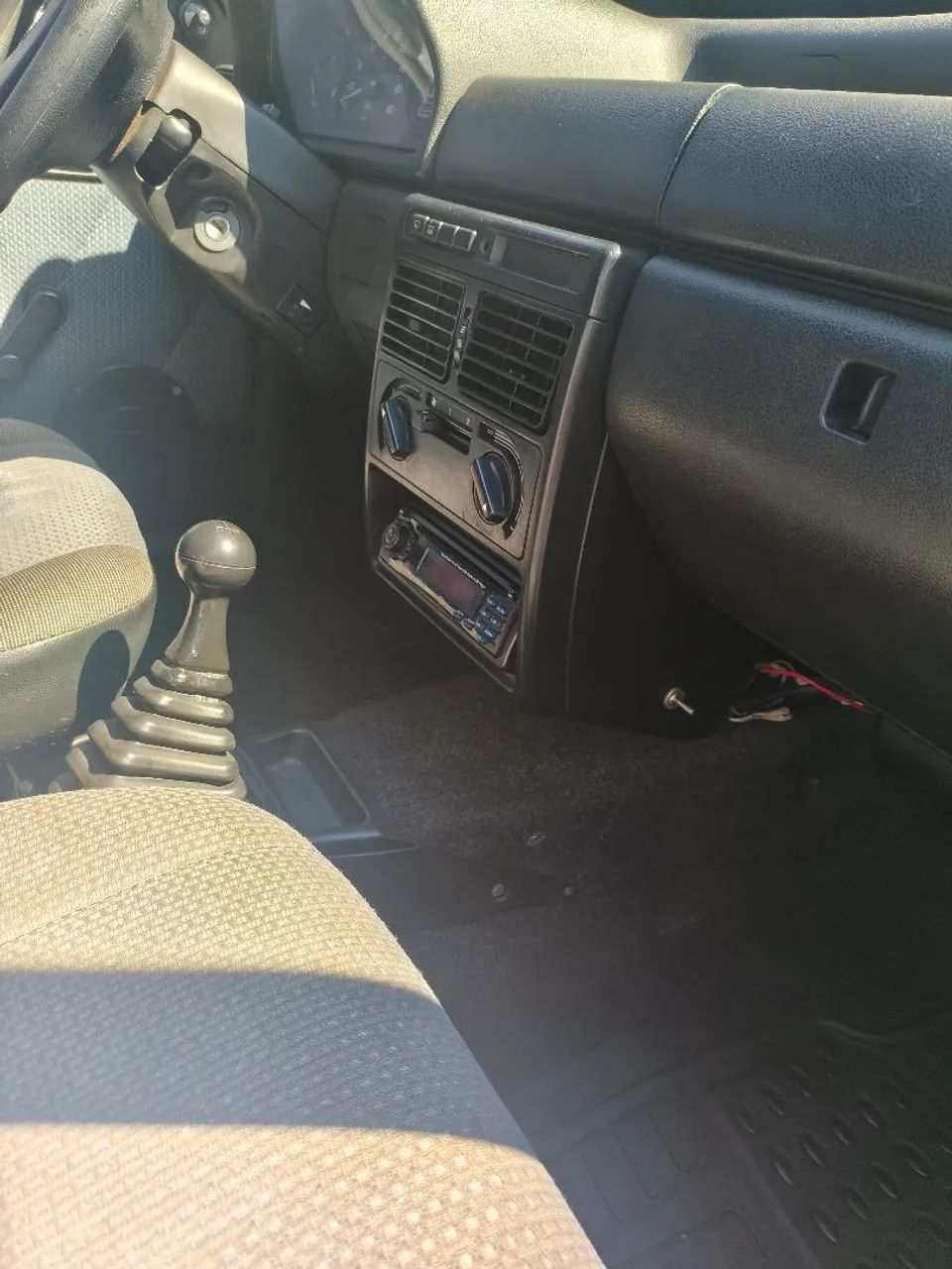 Fiat Uno Mille SX 2P E 4P 1997 - Foto 4