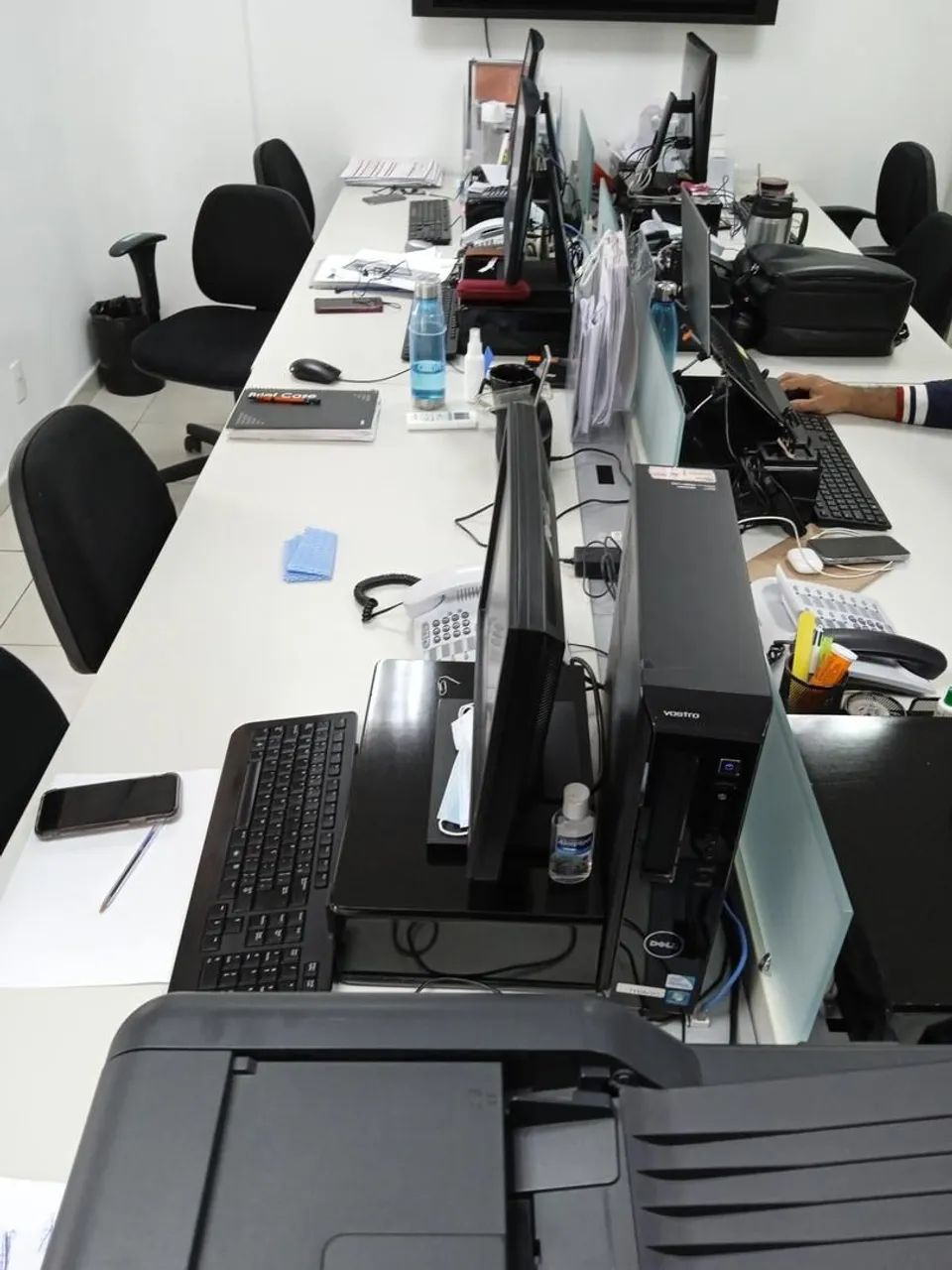 estacao de trabalho 8 lugares