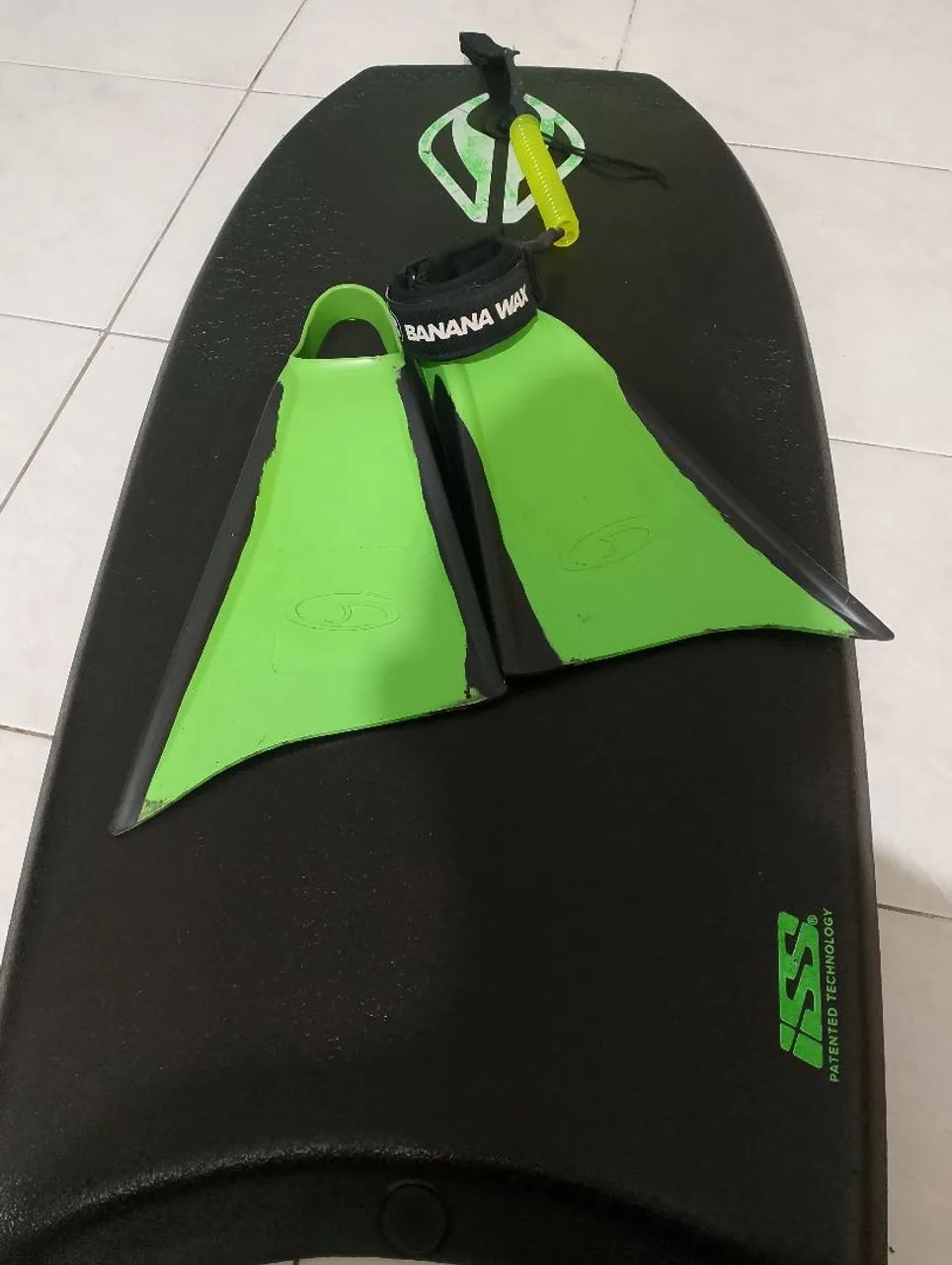 Bodyboard NMD player proride, ISS , pe de pato Genesis e lesh banana wax, tudo top ,. 