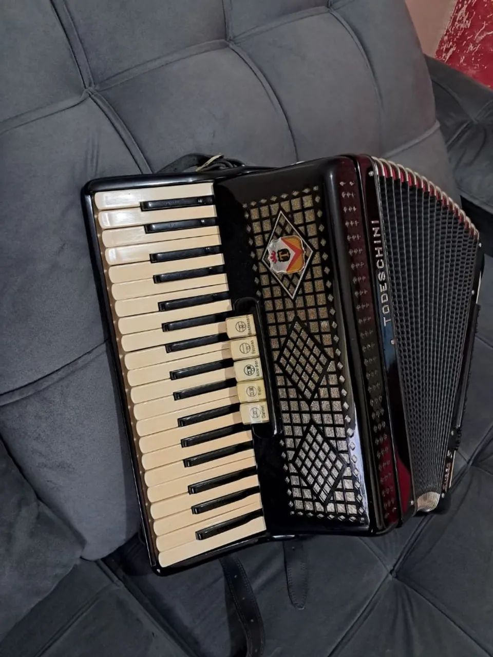 Acordeon todeschini 80 baixo super 5 - Foto 3