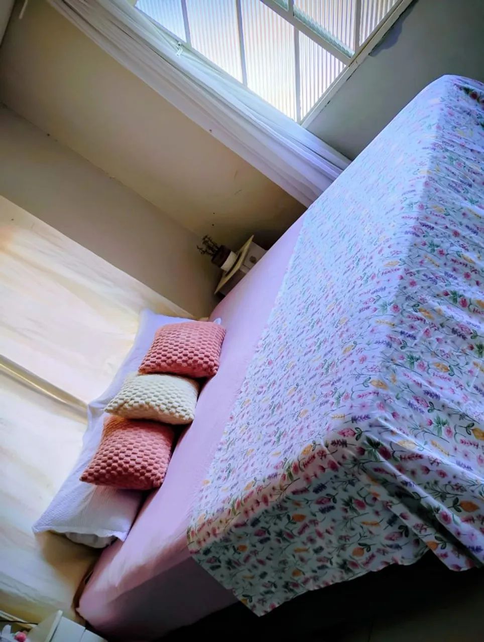 Cama com colchão KIING 