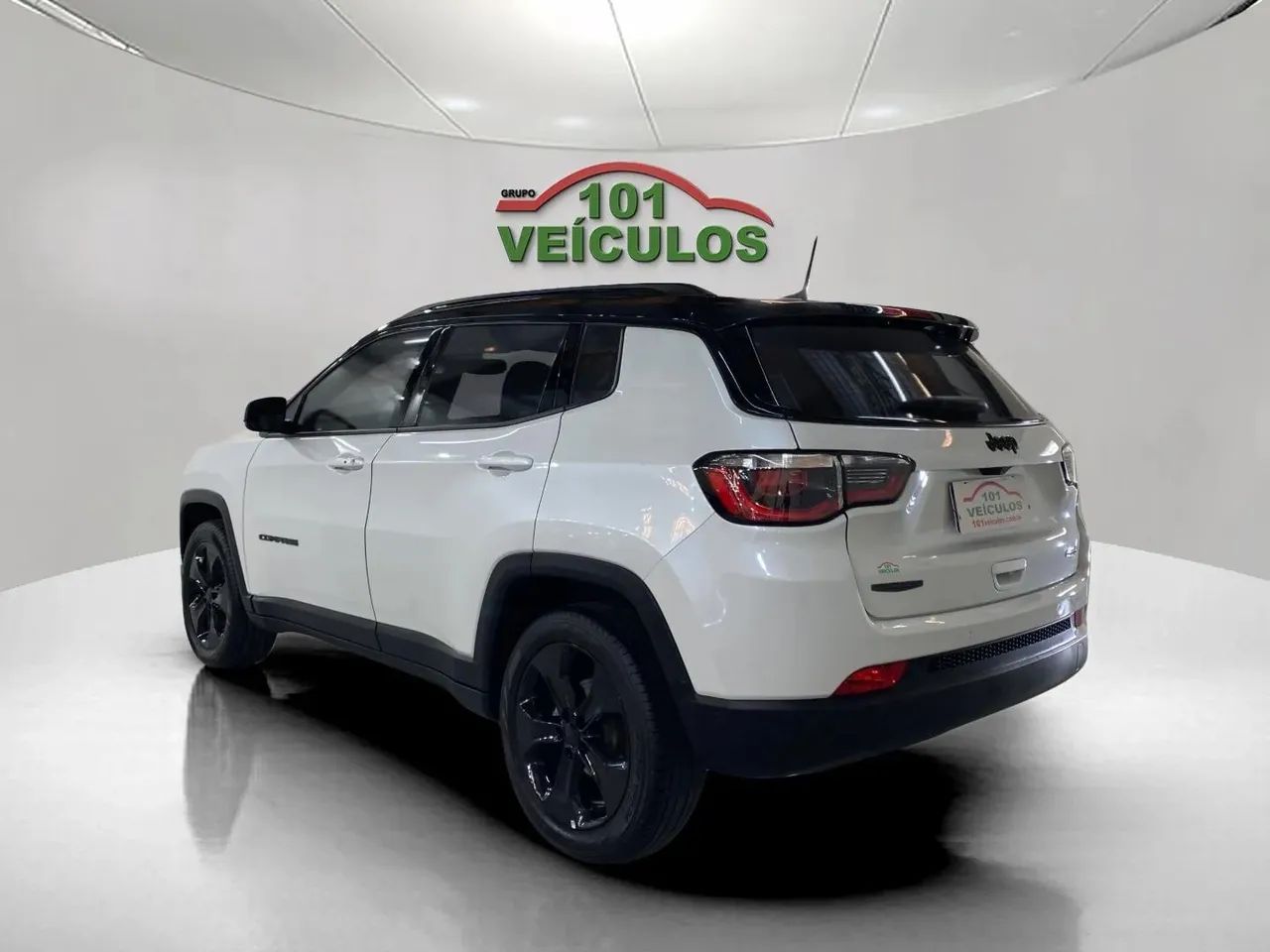 Jeep Compass Longitude 2.0 4X2 Flex 16V Aut. 2021 - Foto 4