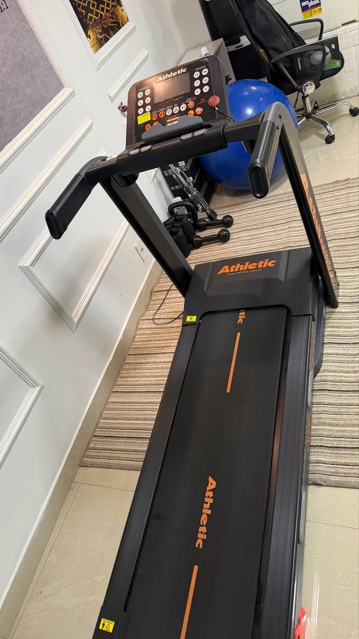 ESTEIRA ATHLETIC PERFORMANCE 710T - Foto 2