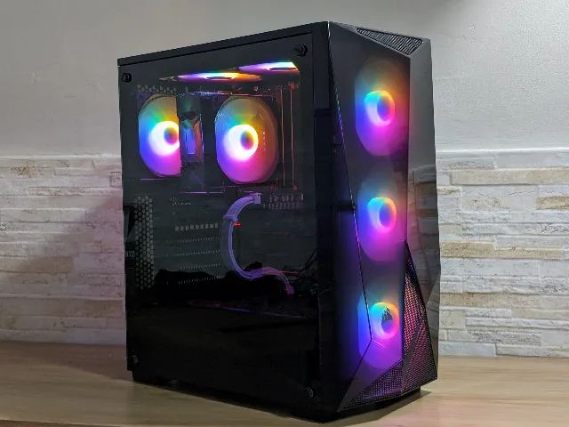 PC Gamer i7 7700K - 16 GB DDR4 - RX 560XT