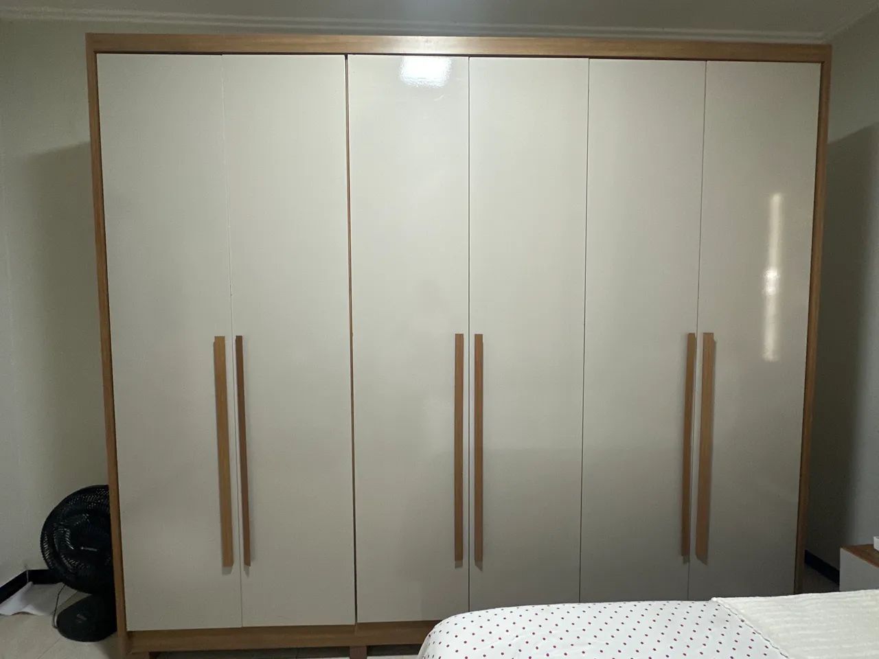 GUARDA ROUPA 