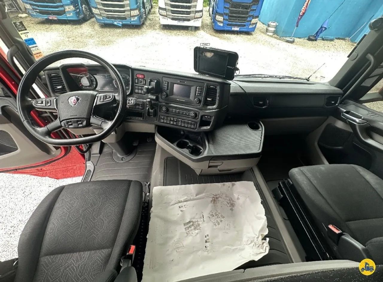 SCANIA R-450 PLUS 6X2<br>2024/2024<br>CABINE RH (TETO ALTO) - Foto 9