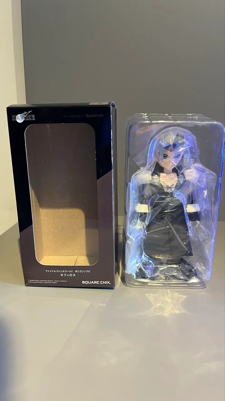 Sephiroth Original Square Enix Final Fantasy 7 - Foto 2
