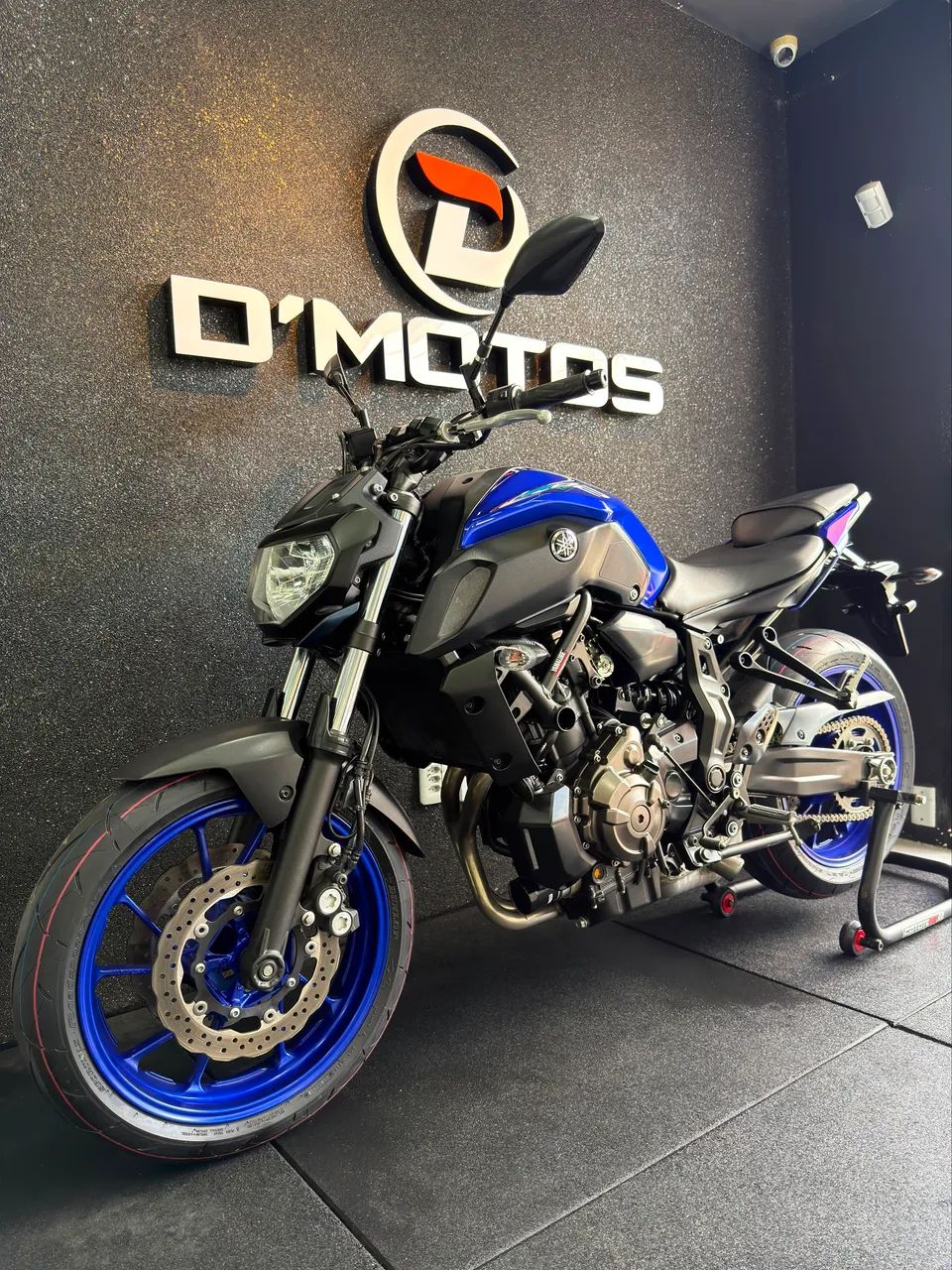 YAMAHA MT 07 - 2024 - Foto 5
