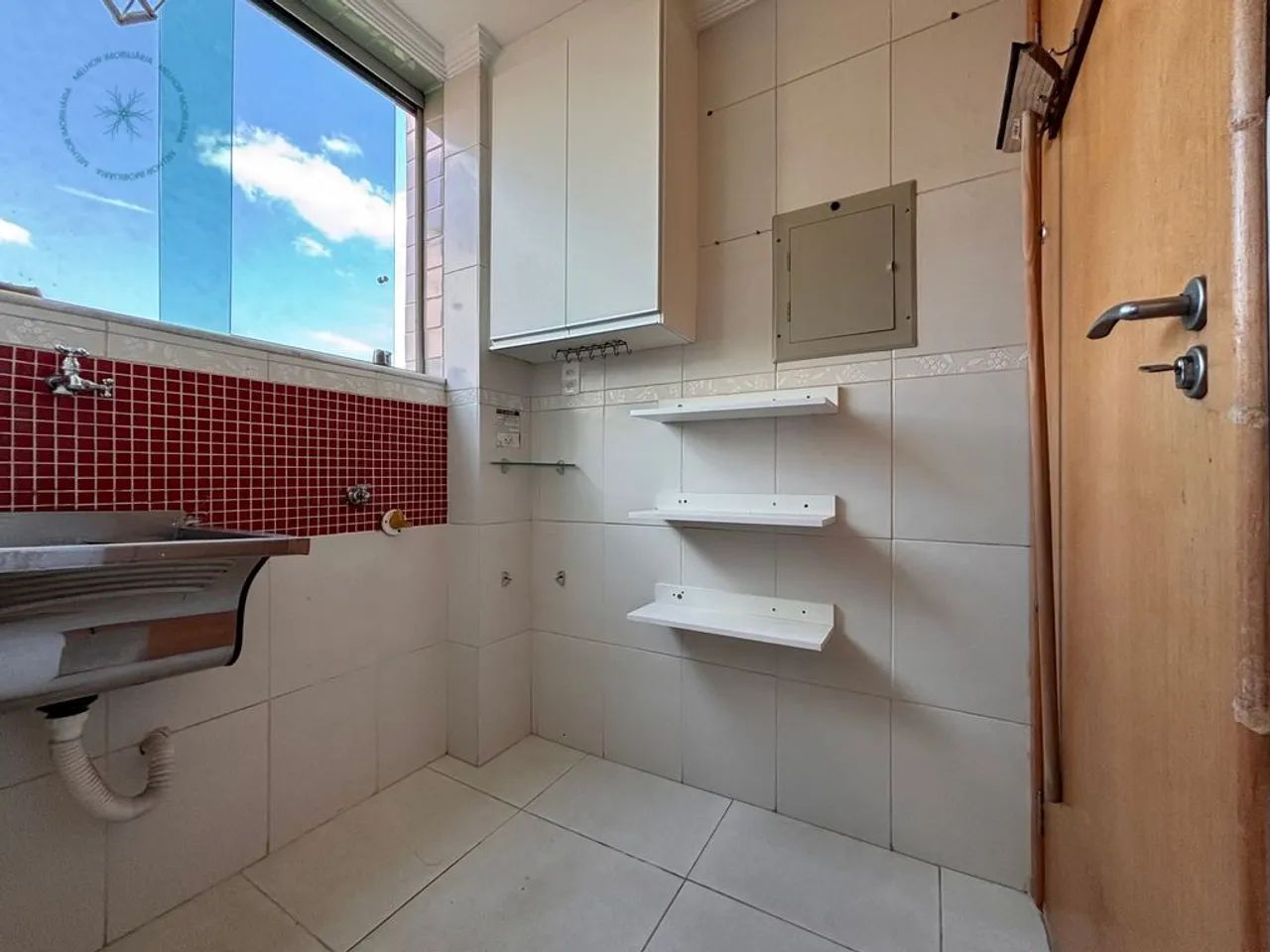 Apartamento no Itapoã, BH/MG  3 quartos, suíte com closet, 2 vagas e elevador - Foto 5