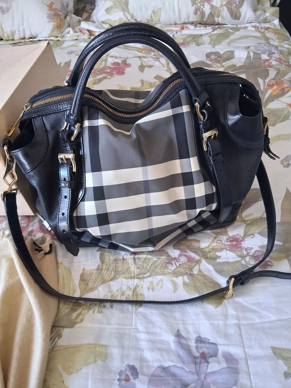 Bolsa de luxo Burberry - Foto 5