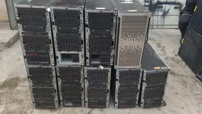 Servidor HP Proliant ML350 G8 a partir, monto config q precisar