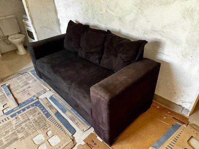 Sofá três lugares preto - Foto 3