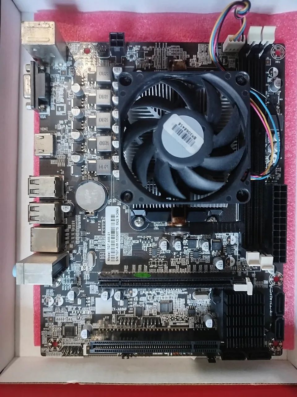 Placa mãe TGT-A88-01DDR3, Socket FM2+, Chipset AMD A88