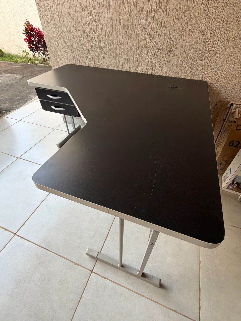 MESA DE ESCRITÓRIO - ACEITO PROPOSTAS
