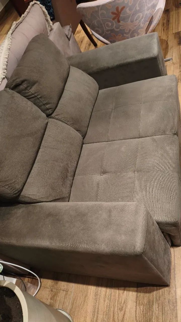 Sofá retrátil e reclinável 2 lugares em suede cinza - ótimo estado - Foto 3