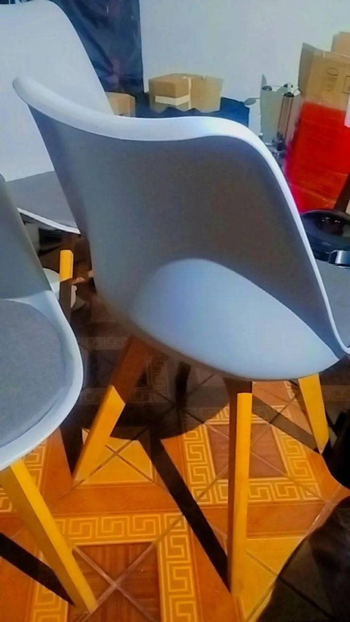 Cadeira estofada 