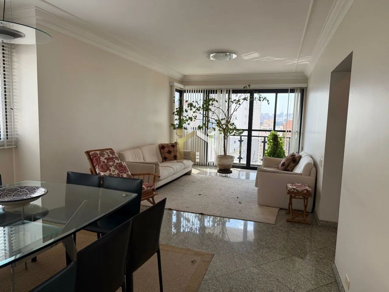 Apartamento em moema sem mobilia com 152m², 3 dormitórios sendo 1 suíte e 3 vagas - Foto 3