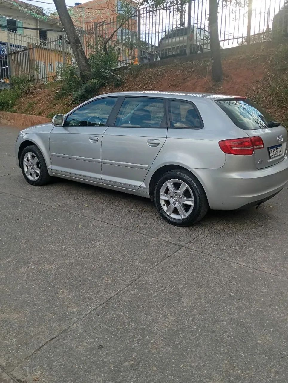 Audi A3 Sportback 1.6 8V 102cv 5P 2010
