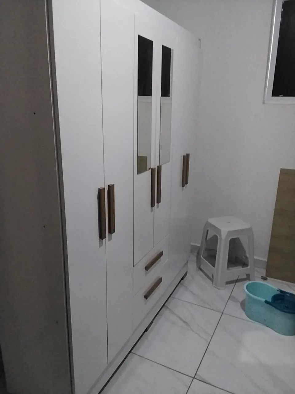 Vende-se um Guarda roupa