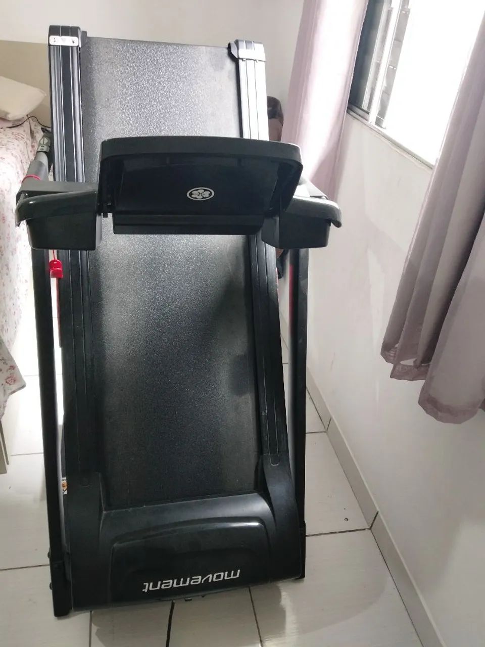 Esteira ergométrica moviment 