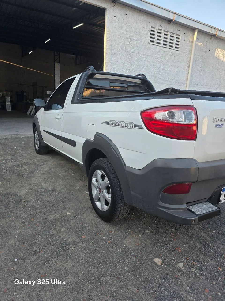 Fiat Strada Freedom 1.4 Flex 8V CS 2020 - Foto 2