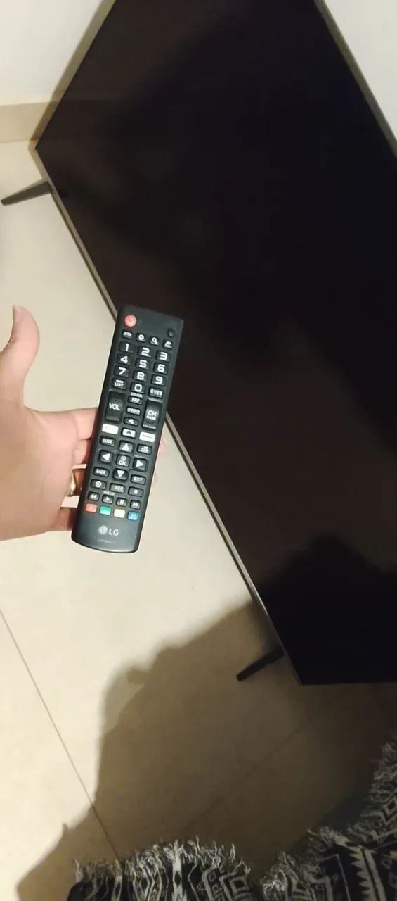 TV LG 4K 55 polegadas usada ano 2020 - Foto 2