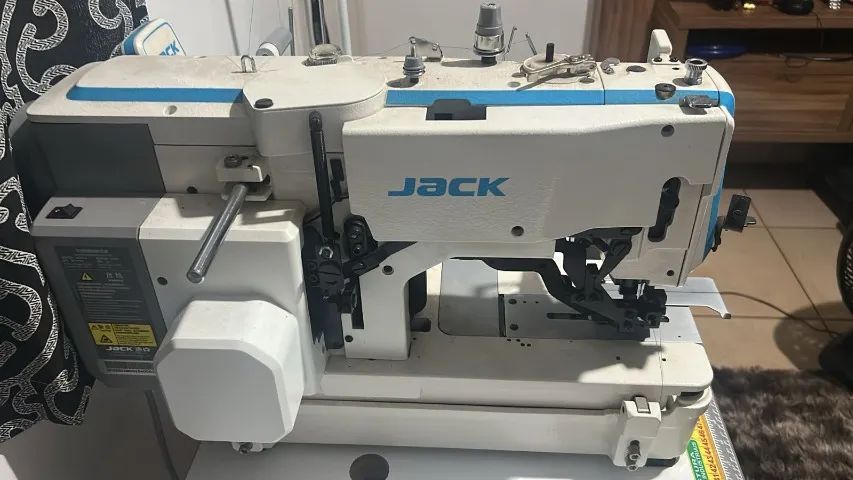 Caseadeira Jack 408459648728442882